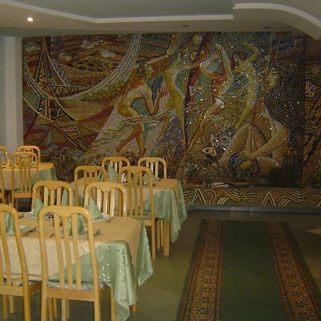 Zhibek Zholy Hotel อัสตานา ภายนอก รูปภาพ